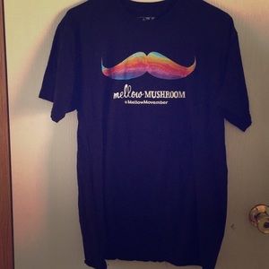 Mellow Mushroom shirt for woman